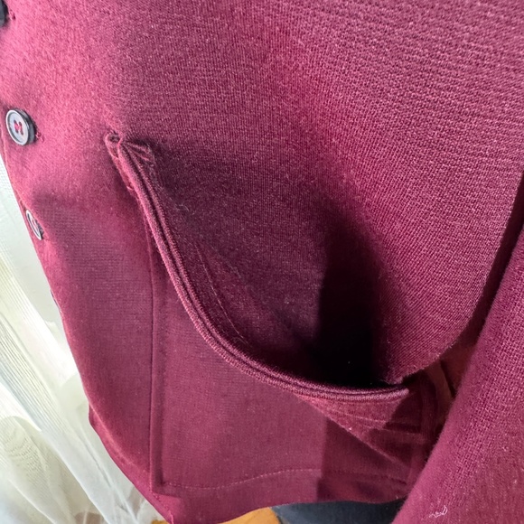 Vintage 70s jacket, burgundy red, women crop blazer, oversized lapels, 8/10 (M) - Picture 4 of 10